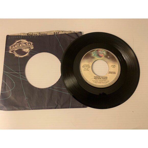 Pointer Sisters 7" Vinyl Record - Neutron Dance / Telegraph Your Love - 1983 Pla - Picture 1 of 6